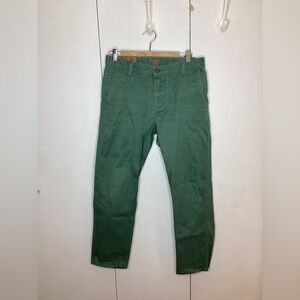 Dockers Alpha Khakis athletic fit. Green men’s 31/30